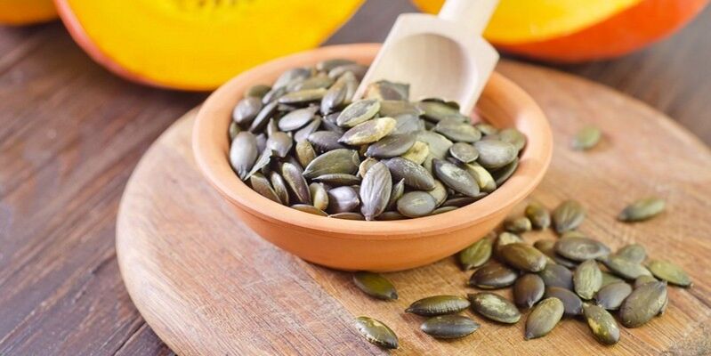 Pumpkin seeds used daily by a man will strengthen potency